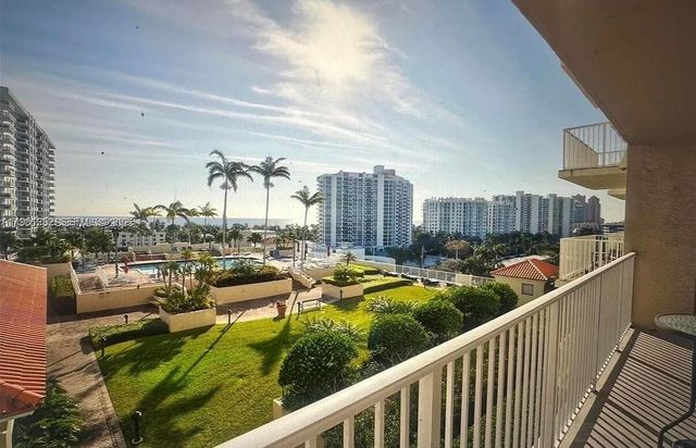 3020 NE 32nd Avenue 817, Fort Lauderdale, FL 33308