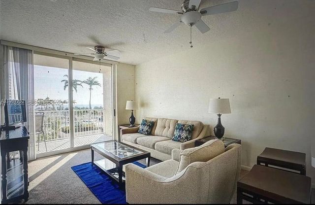 3020 NE 32nd Avenue 817, Fort Lauderdale, FL 33308