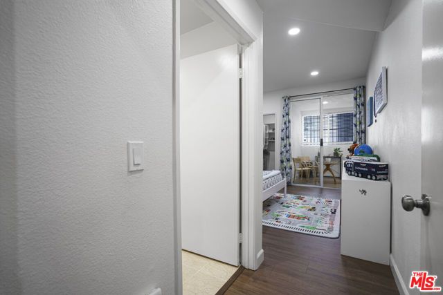 333 Westminster Avenue 104, Los Angeles, CA 90020