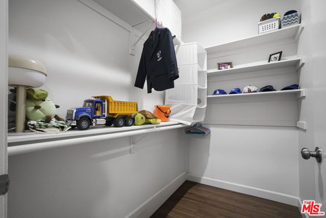 333 Westminster Avenue 104, Los Angeles, CA 90020