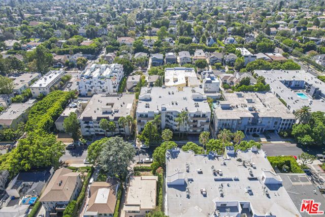 333 Westminster Avenue 104, Los Angeles, CA 90020