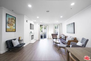 333 Westminster Avenue 104, Los Angeles, CA 90020