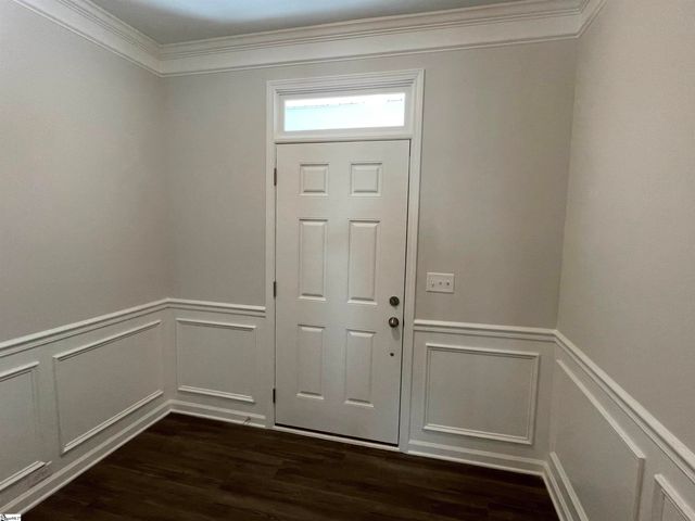 604 Autumn Lake Road, Simpsonville, SC 29681