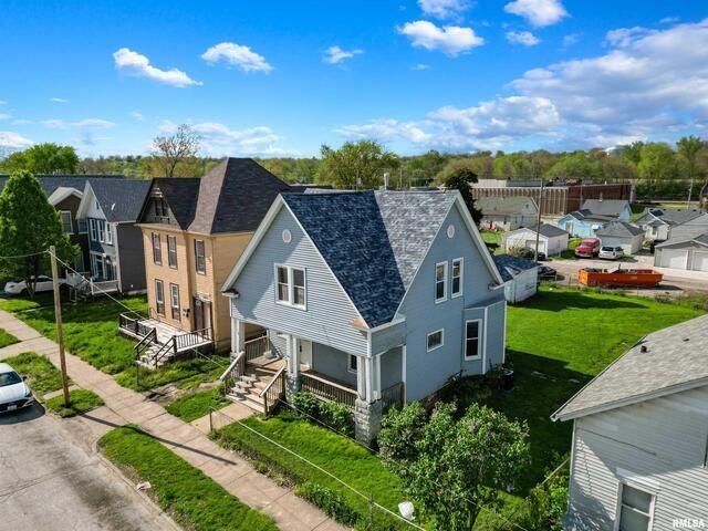 1612 W 3rd Street, Davenport, IA 52802