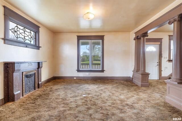 1612 W 3rd Street, Davenport, IA 52802