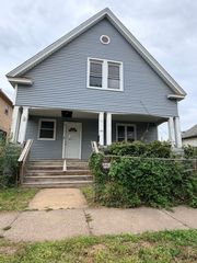 1612 W 3rd Street, Davenport, IA 52802