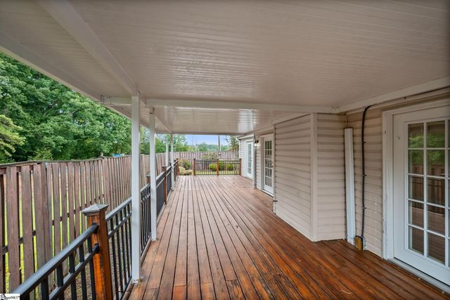 1016 Bradford Place, Greenville, SC 29615