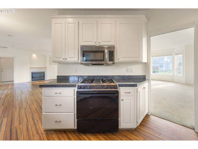 1630 RIDGLEY Blvd, Eugene, OR 97401