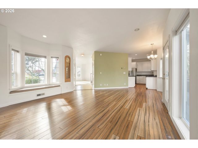 1630 RIDGLEY Blvd, Eugene, OR 97401