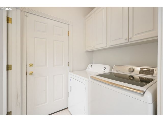 1630 RIDGLEY Blvd, Eugene, OR 97401