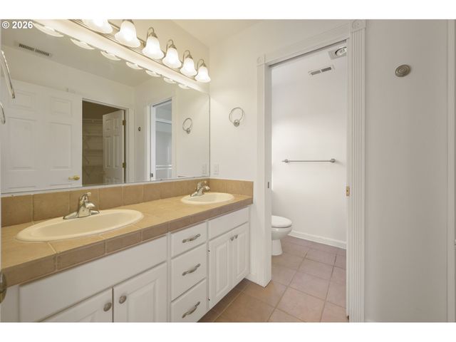 1630 RIDGLEY Blvd, Eugene, OR 97401