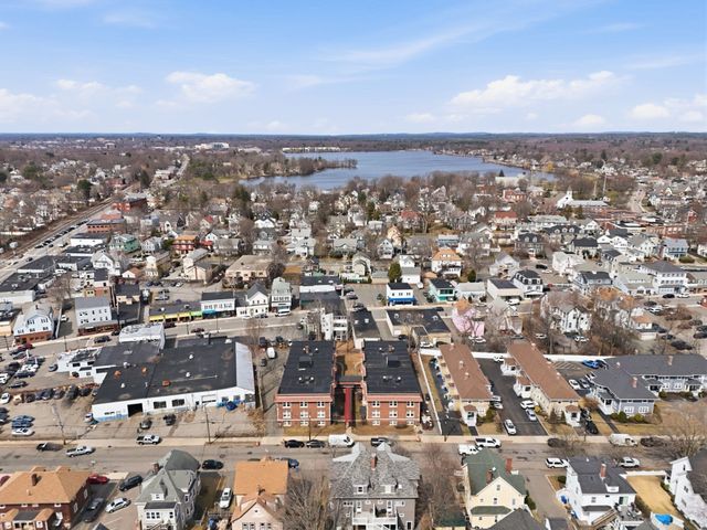 39 Richardson Ave 18, Wakefield, MA 01880