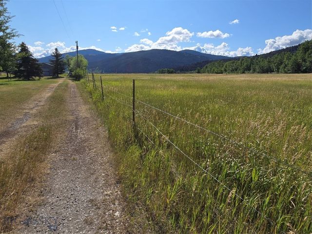 8050 S Leverich Road, Bozeman, MT 59715