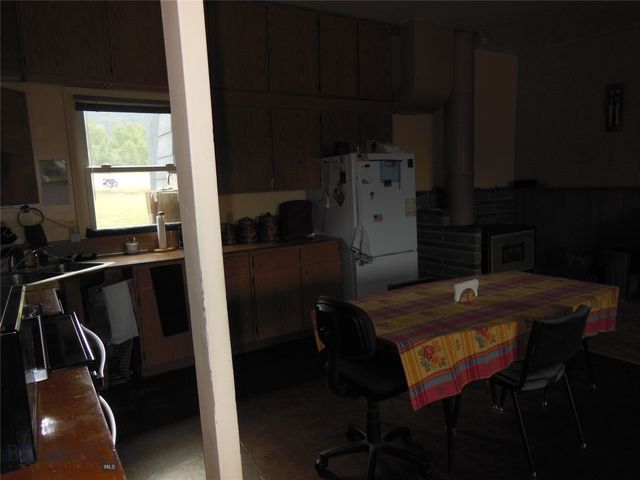 8050 S Leverich Road, Bozeman, MT 59715