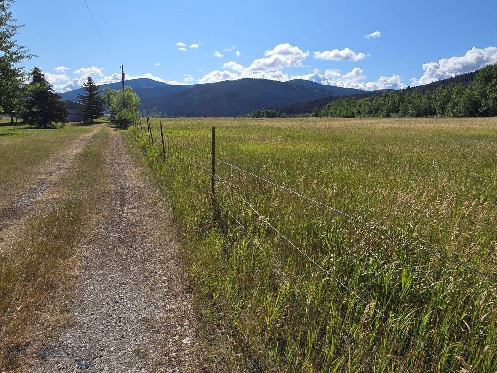 8050 S Leverich Road, Bozeman, MT 59715 photo 19