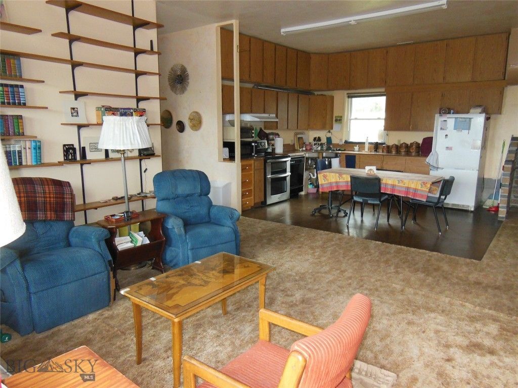 8050 S Leverich Road, Bozeman, MT 59715 photo 21