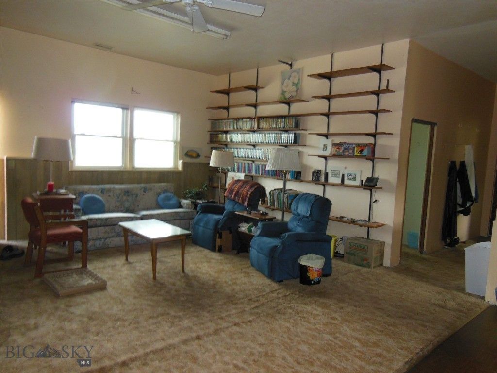 8050 S Leverich Road, Bozeman, MT 59715 photo 4