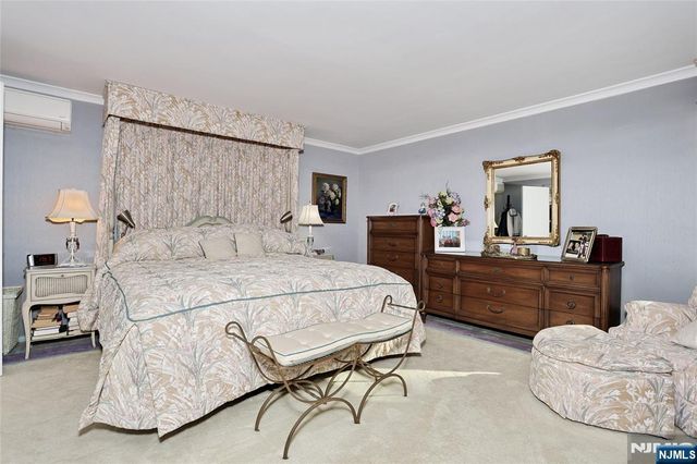 26 Glenwood Road, Tenafly, NJ 07670