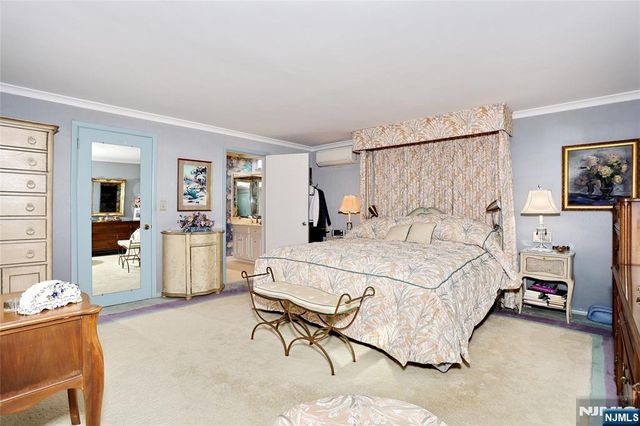 26 Glenwood Road, Tenafly, NJ 07670