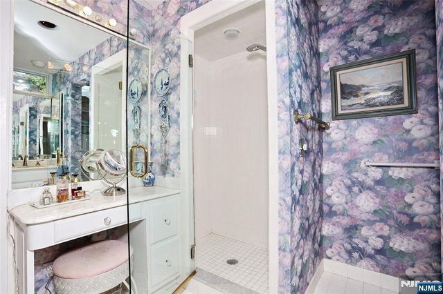 26 Glenwood Road, Tenafly, NJ 07670