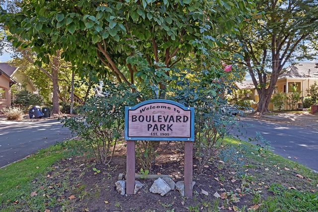 327 22nd St, Sacramento, CA 95816