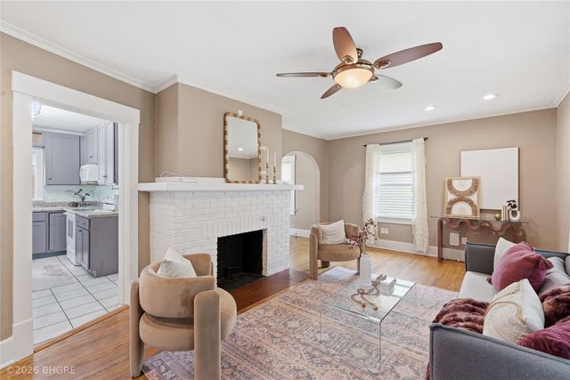2322 E 11th Street, Des Moines, IA 50316