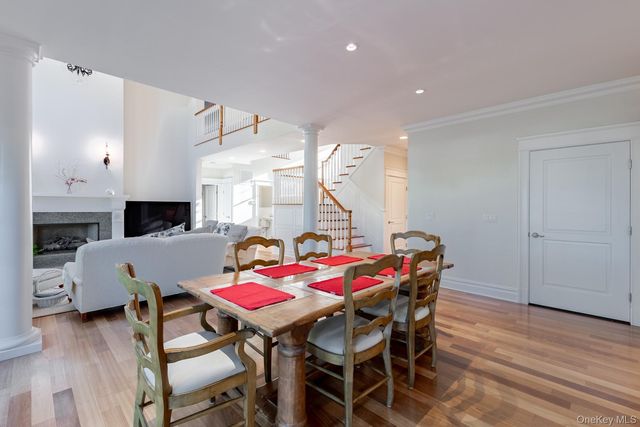 147 Eaton Lane, West Islip, NY 11795