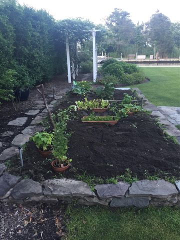 147 Eaton Lane, West Islip, NY 11795