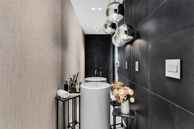 10203 Collins Ave 1403, Bal Harbour, FL 33154