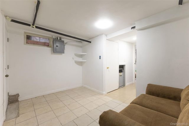 114-83A 145th, Jamaica, NY 11436