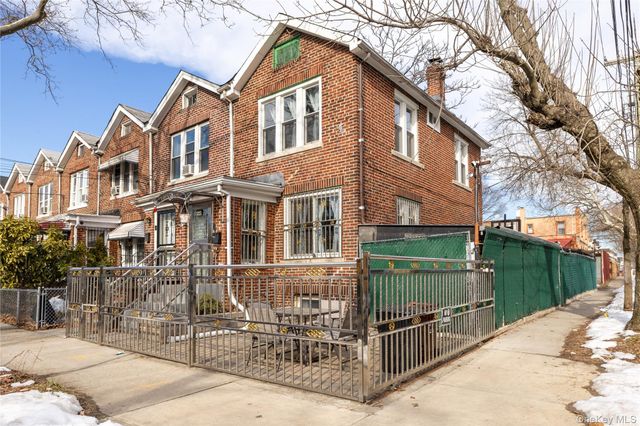 114-83A 145th, Jamaica, NY 11436