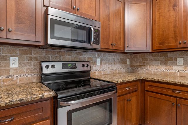 48 Winter Hawk Drive, Fort Mitchell, AL 36856