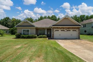 48 Winter Hawk Drive, Fort Mitchell, AL 36856