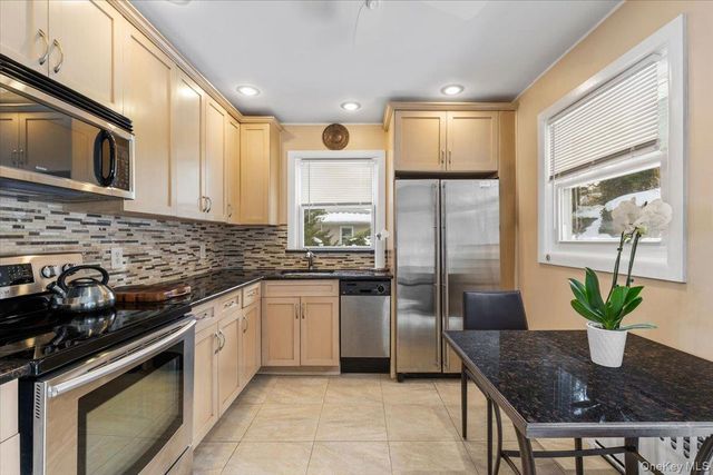 15 Chauncey Street, Tuckahoe, NY 10707