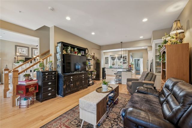 1641 Overton Ln, Squirrel Hill, PA 15217