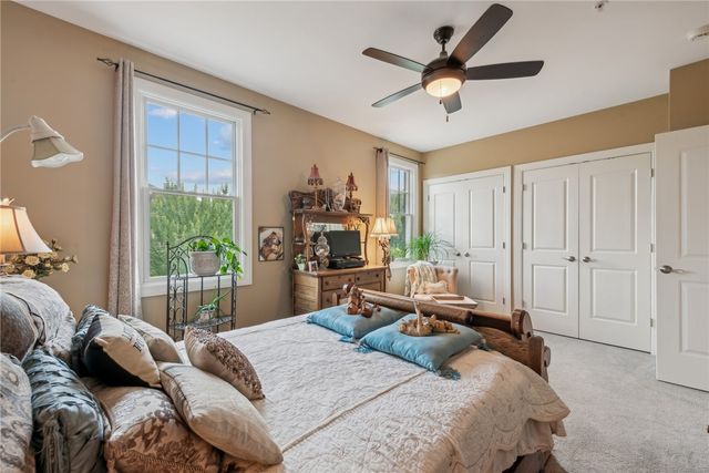 1641 Overton Ln, Squirrel Hill, PA 15217