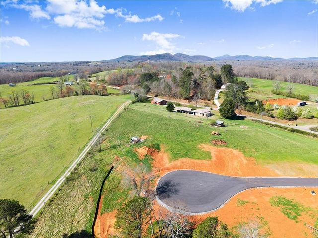 67 White Oak Court, Cleveland, GA 30528