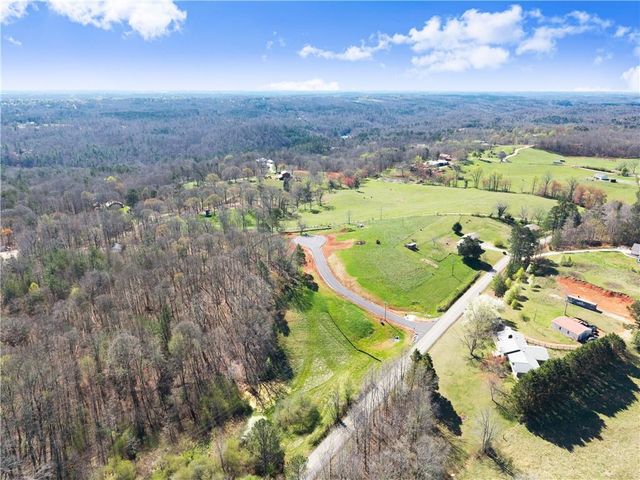 67 White Oak Court, Cleveland, GA 30528