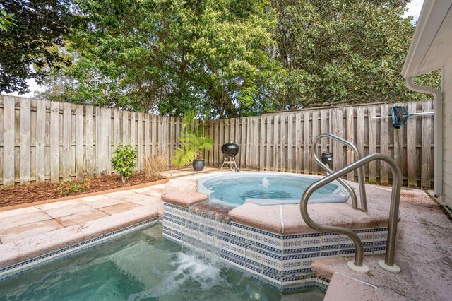 211 Deltona Blvd, St Augustine, FL 32086