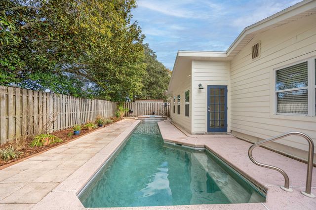 211 Deltona Blvd, St Augustine, FL 32086