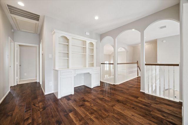 14126 Bloomingdale Manor Drive, Cypress, TX 77429