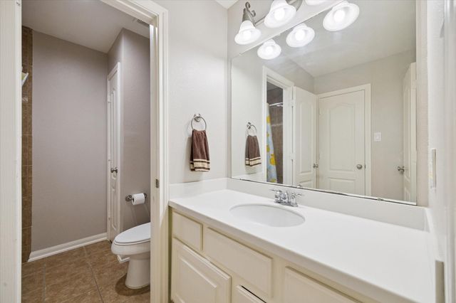 14126 Bloomingdale Manor Drive, Cypress, TX 77429