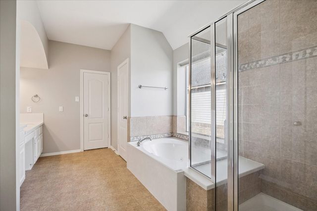 14126 Bloomingdale Manor Drive, Cypress, TX 77429