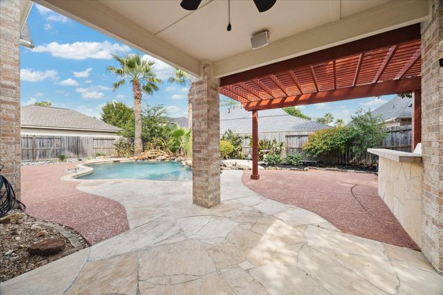 14126 Bloomingdale Manor Drive, Cypress, TX 77429