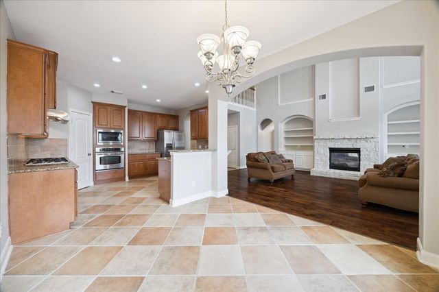 14126 Bloomingdale Manor Drive, Cypress, TX 77429