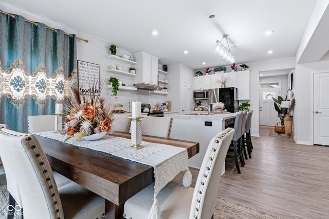 275 Bohicket Road, Whiteland, IN 46184