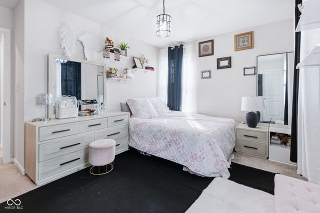 275 Bohicket Road, Whiteland, IN 46184