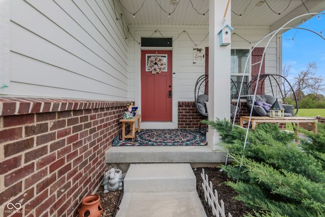 275 Bohicket Road, Whiteland, IN 46184