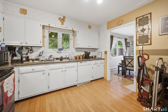 7 Valley Road, Danbury, CT 06811