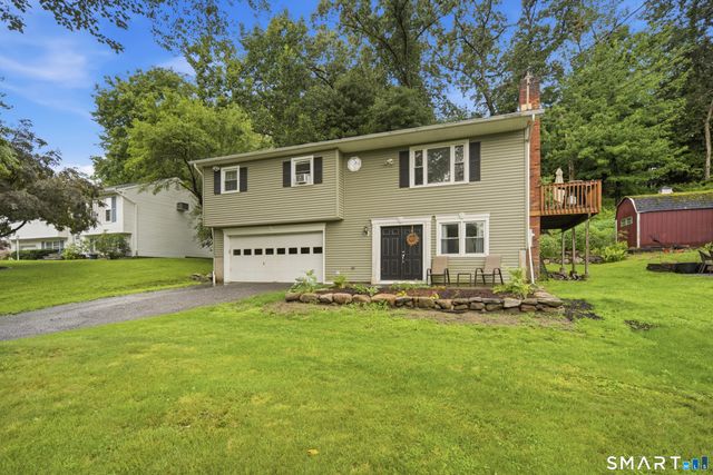 7 Valley Road, Danbury, CT 06811